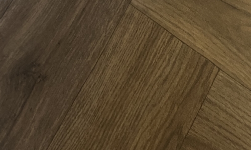 Harringbone Chestnut from the Octavian Collection Stellar range